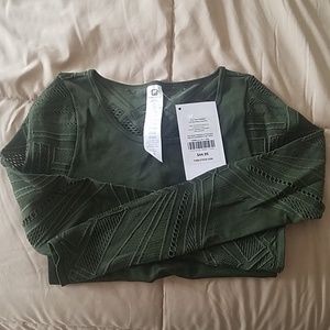 Fabletics army green long sleeve cut out shirt